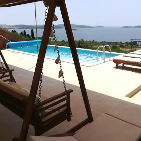 Amazing View With Swimingpool House Panorama Сasa de vacaciones