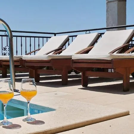 בית נופש Amazing View With Swimingpool House Panorama