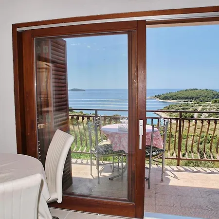 בית נופש Amazing View With Swimingpool House Panorama רוגוזניצה