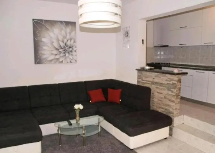 Amazing View With Swimingpool House Panorama * רוגוזניצה