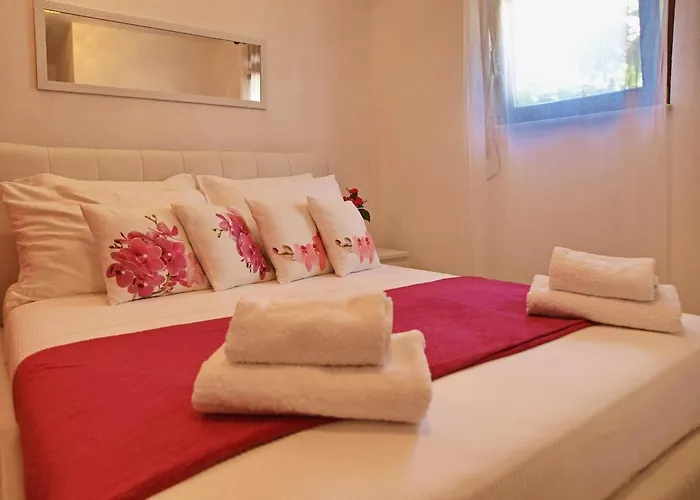 Amazing View With Swimingpool House Panorama Сasa de vacaciones Rogoznica (Sibenik-Knin)