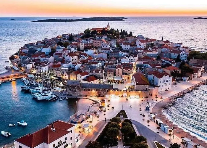 Amazing View With Swimingpool House Panorama Vakantiehuis Rogoznica (Sibenik-Knin)