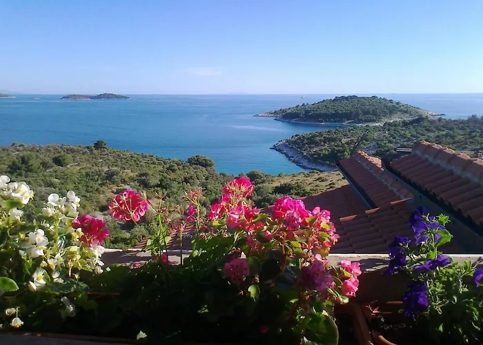 Amazing View With Swimingpool House Panorama רוגוזניצה