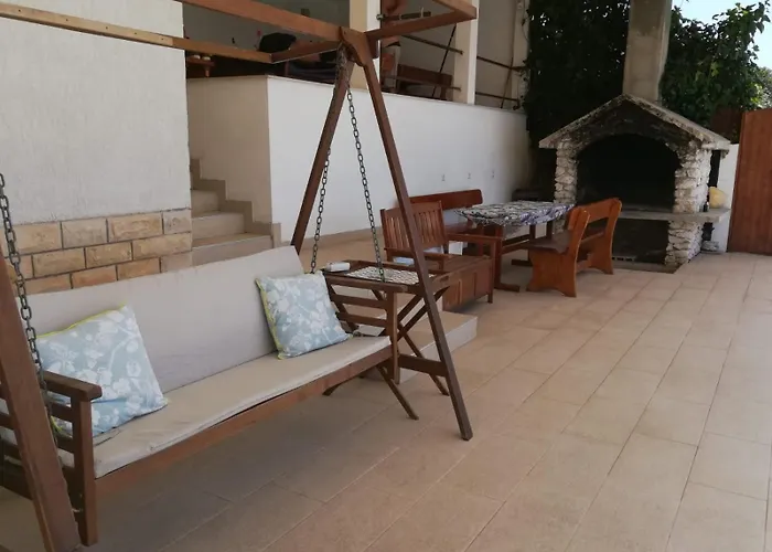 Amazing View With Swimingpool House Panorama * רוגוזניצה